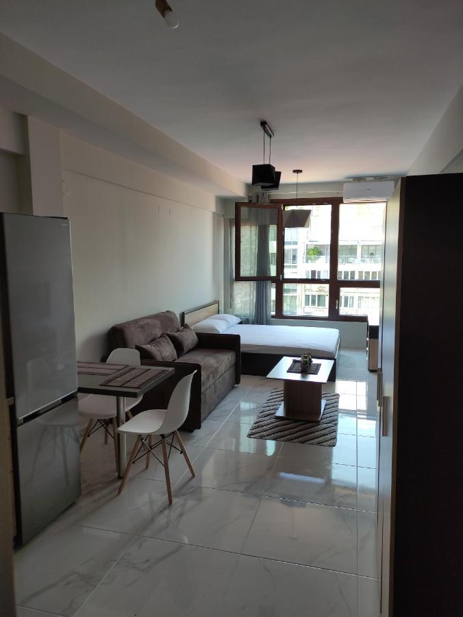 Appartement Valaoritou 2